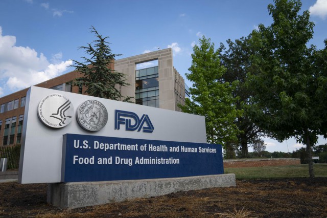 FDA: „Risc crescut“ de a dezvolta o afecţiune neurologică rară cu vaccinul Johnson & Johnson