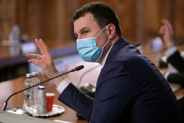 OUG privind intervenţia în cazul atacurilor urşilor va fi adoptată în următoarea şedinţă de Guvern