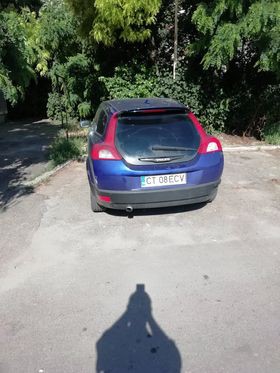 REVOLTĂ! ”De ce mai plătim PARCAREA dacă se ocupă locul REZERVAT și Poliția Locală NU face nimic”