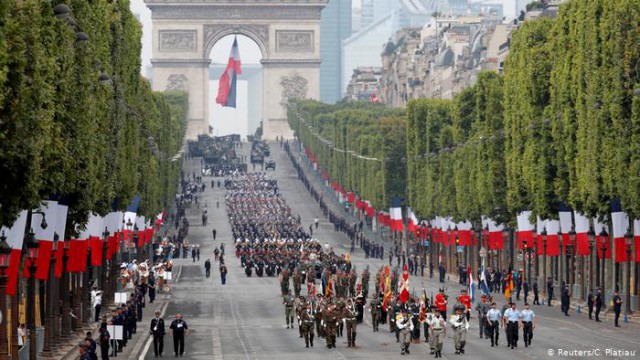 Franţa marchează din nou Ziua Naţională cu o paradă militară, în pofida ameninţării variantei Delta