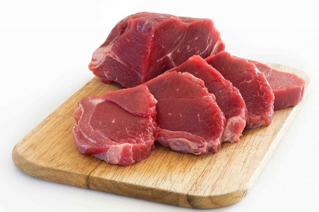 Carnea bio, mai sănătoasă decât cea prelucrată convențional?