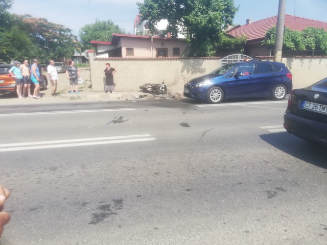 ACCIDENT RUTIER în EFORIE NORD: Implicată și o MOTOCICLETĂ