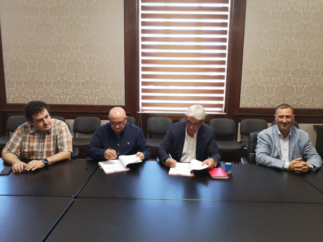 S-a semnat contractul pentru Extinderea drumului de circulație existent între Poarta 10 bis și Poarta 10