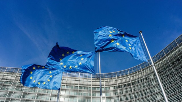 Bosnia-Herţegovina a primit oficial statutul de ţară candidată la aderarea la UE