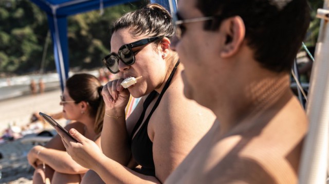 5 reguli pentru un concediu fără kilograme în plus: ”Secretele care nu vor muta acul cântarului după vacanță”