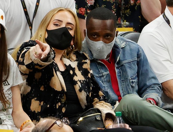 Adele are nou iubit?