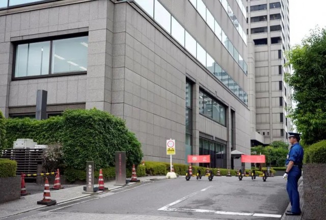 Doi americani, condamnaţi la închisoare la Tokyo după ce l-au ajutat pe Carlos Ghosn să fugă din Japonia