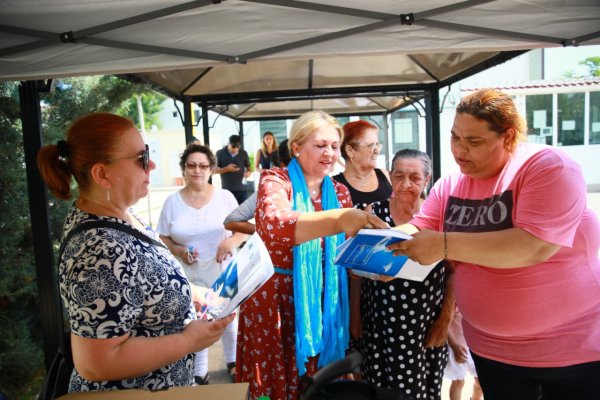 Acţiune de informare despre violența în familie și despre abandon, în Campusul social Henri Coandă