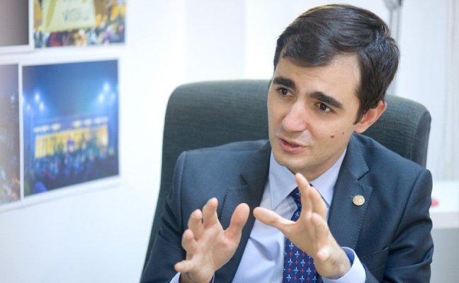 Claudiu Nasui îl atacă pe Ciolacu pe tema impozitării salariilor: 'Îți ia cu o mână și îți dă cu alta'
