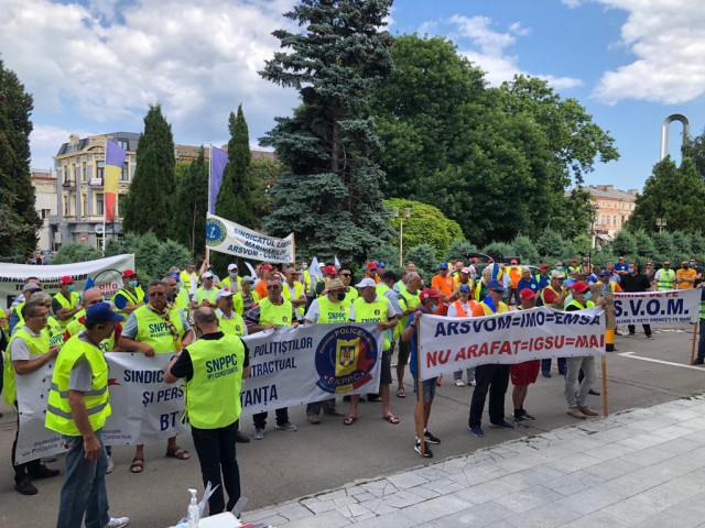 PROTEST ARSVOM în fața PREFECTURII CONSTANȚA! Video