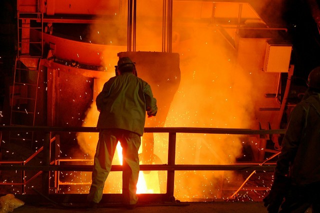 Preţurile record la oţel reprezintă o gură de oxigen pentru industria siderurgică în suferinţă