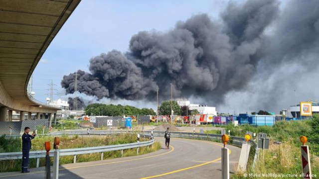 Germania: Explozia din uzina de tratate a deşeurilor de la Leverkusen - un mort, patru dispăruţi şi 31 de răniţi