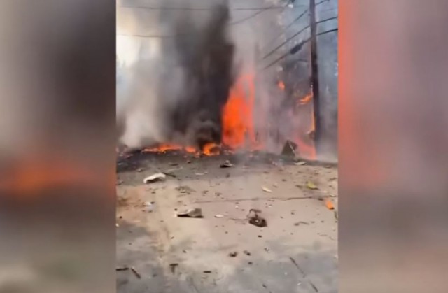 Un avion s-a prăbușit pe un teren de golf, în SUA. Nu sunt supraviețuitori. VIDEO