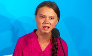 Celebra Greta Thunberg s-a vaccinat împotriva Covid-19, dar tot a găsit ceva de criticat