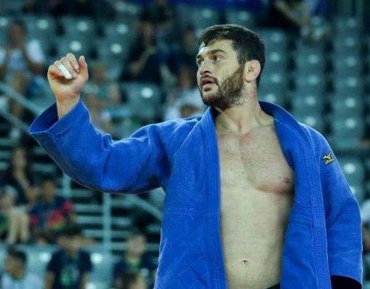 Cubanezul Asley Gonzalez, fost campion mondial, reprezintă România la următoarele competiții