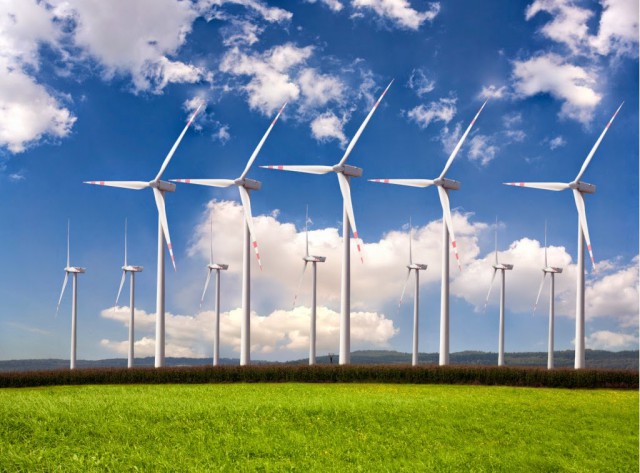 Se depun solicitările de finanţare pentru investiţii în noi capacităţi de producere a energiei din surse regenerabile