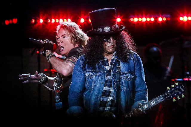 Formaţia Guns N' Roses a lansat un nou single, intitulat „Absurd“