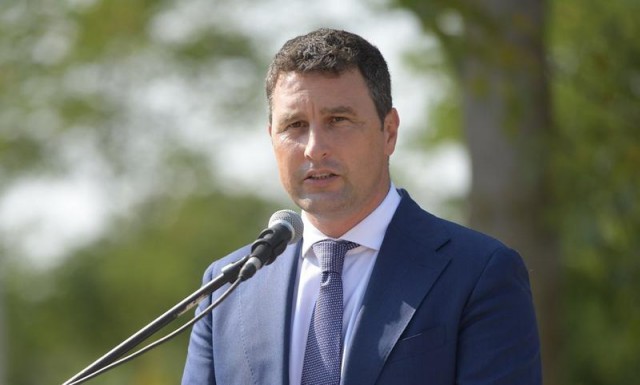 Ministrul Mediului este nemulțumit că disputa, în cazul gropii de gunoi din Parcul Bucegi, a ajuns în presă