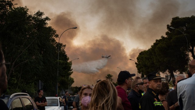 Un avion pentru stingerea incendiilor s-a prăbuşit în Grecia