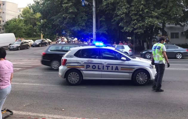 Accident rutier: PIETON lovit pe trecere, pe bulevardul Lăpușneanu