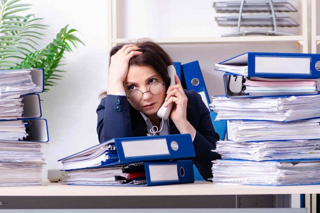 Ești workaholic? Programul prelungit îți poate scurta viața