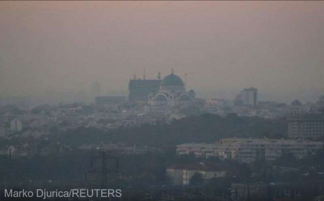 Serbia: Fumul provocat de un incendiu la o groapă de gunoi a învăluit Belgradul