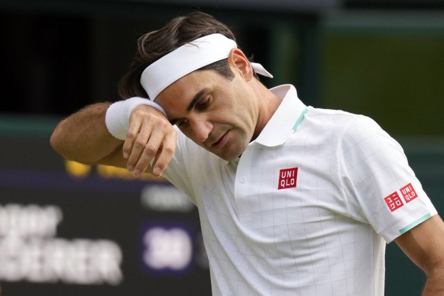 Tenis: Roger Federer se operează la genunchi şi va lipsi mai multe luni din circuitul profesionist