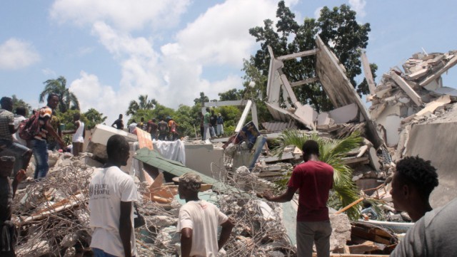 Bilanțul cutremurului din Haiti depășește 700 de morți