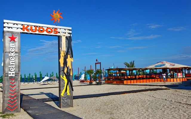 CLUBUL KUDOS din Mamaia, AMENDAT pentru NERESPECTAREA programului de lucru