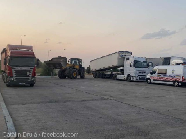 Drulă: Spunem stop practicilor ilegale din transporturi care duc la stricarea drumurilor naţionale