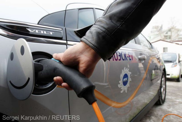 Rusia va subvenţiona achiziţionarea de automobile electrice, pentru a stimula cererea