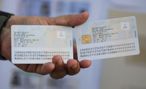 Primele cărţi electronice de identitate vor fi eliberate în septembrie