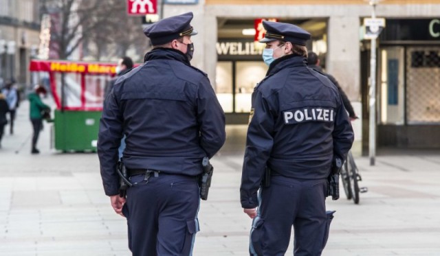 Incident armat în centrul orașului Hamburg: Cel puțin o persoană a fost rănită