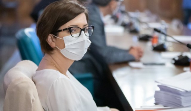 Vaccinare pe bonuri pe masă: Când vor fi disponibile și de unde se vor putea ridica