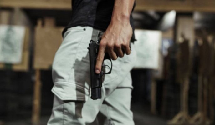 Șocant! Încă o femeie a fost împușcată de iubit cu o armă de calibru 4,5 mm,