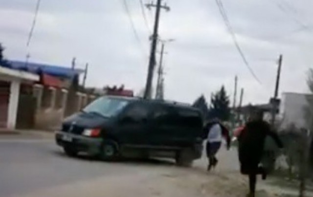 AUTORII SCANDALULUI cu TOPOARE și LEVIERE au fost la un PAS să se ÎNTOARCĂ ACASĂ!