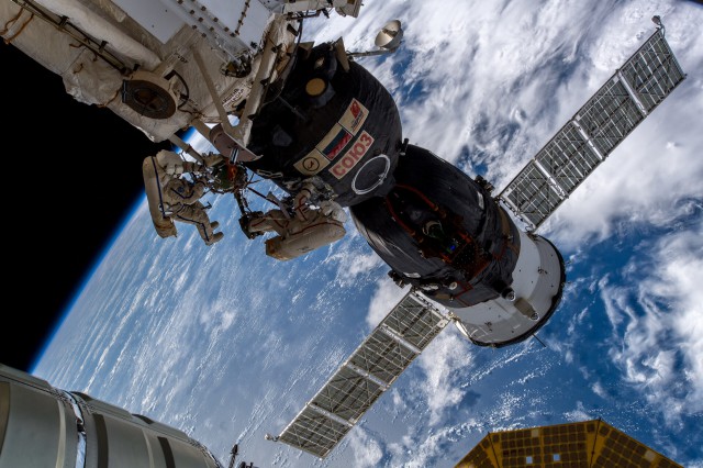 NASA exclude versiunea conform căreia un astronaut american ar fi putut face o gaură în nava spațială 'Soiuz MS-09'