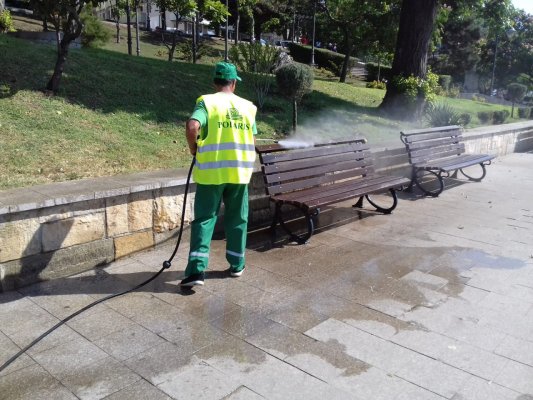 Acțiuni de igienizare și salubrizare a străzilor din Constanța
