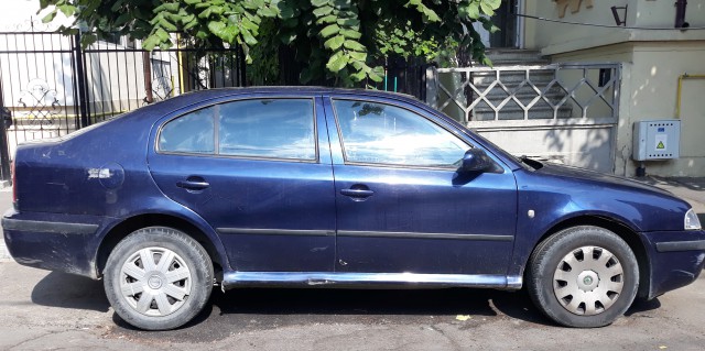 RAEDPP SCOATE la LICITAȚIE două AUTOTURISME