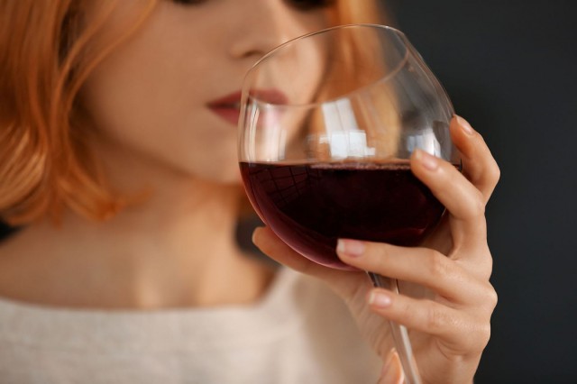 Consumul excesiv de alcool scade șansele de a obține o sarcină?