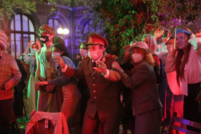 'Babardeală cu bucluc sau porno balamuc', proiectat la Festivalul Internaţional de Film de la Ierusalim