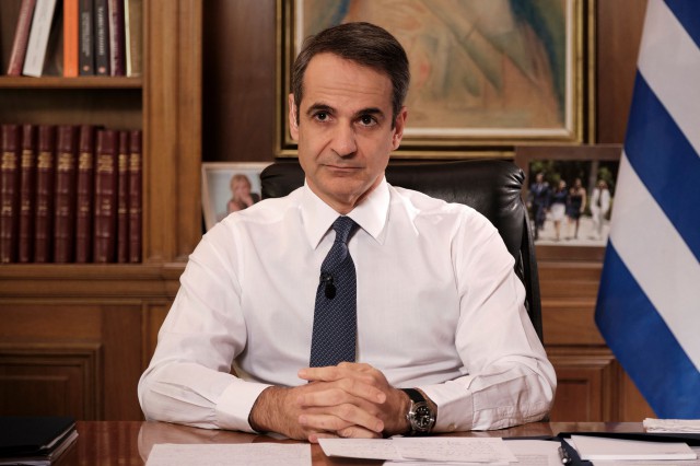 Grecia: Premierul Mitsotakis va remania guvernul, criticat pentru reacţia la incendiile din această vară