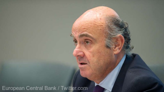BCE ar putea îmbunătăţi previziunile de creştere şi retrage gradual măsurile de stimulare