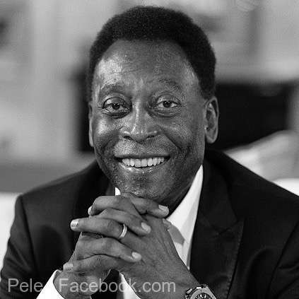 Fotbal: Pele dezminte că ar avea probleme de sănătate şi asigură că se simte 'foarte bine'