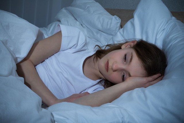 Insomnia la copii, corelată cu anxietatea la maturitate