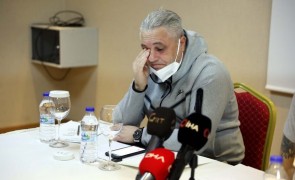 Marius Șumudică și președintele clubului CFR Cluj DEMIȘI în miez de noapte