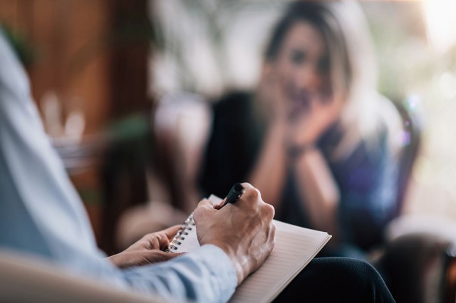 Terapia cognitiv-comportamentală, remediu pentru insomnii
