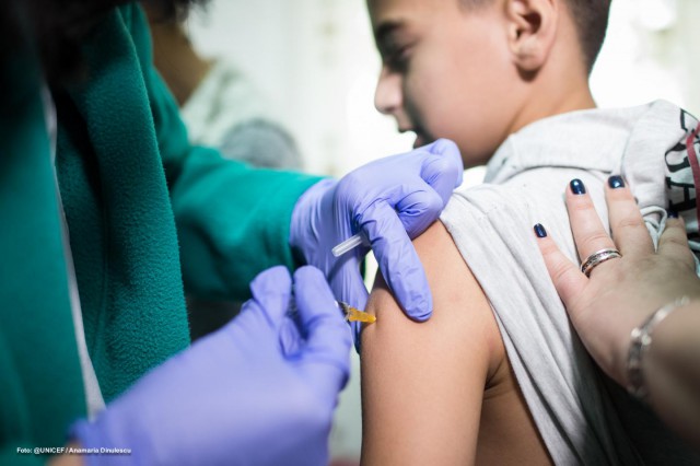 AU SOSIT REZULTATELE! Doar 4,1% dintre PĂRINȚI vor să-și VACCINEZE COPIII