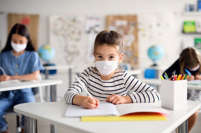 Rezultatele elevilor din Statele Unite la testele de evaluare arată impactul pandemiei asupra învăţării
