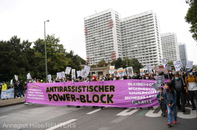 Germania: Marşul pentru solidaritate şi în favoarea drepturilor omului a reunit 10.000 de manifestanţi în Berlin